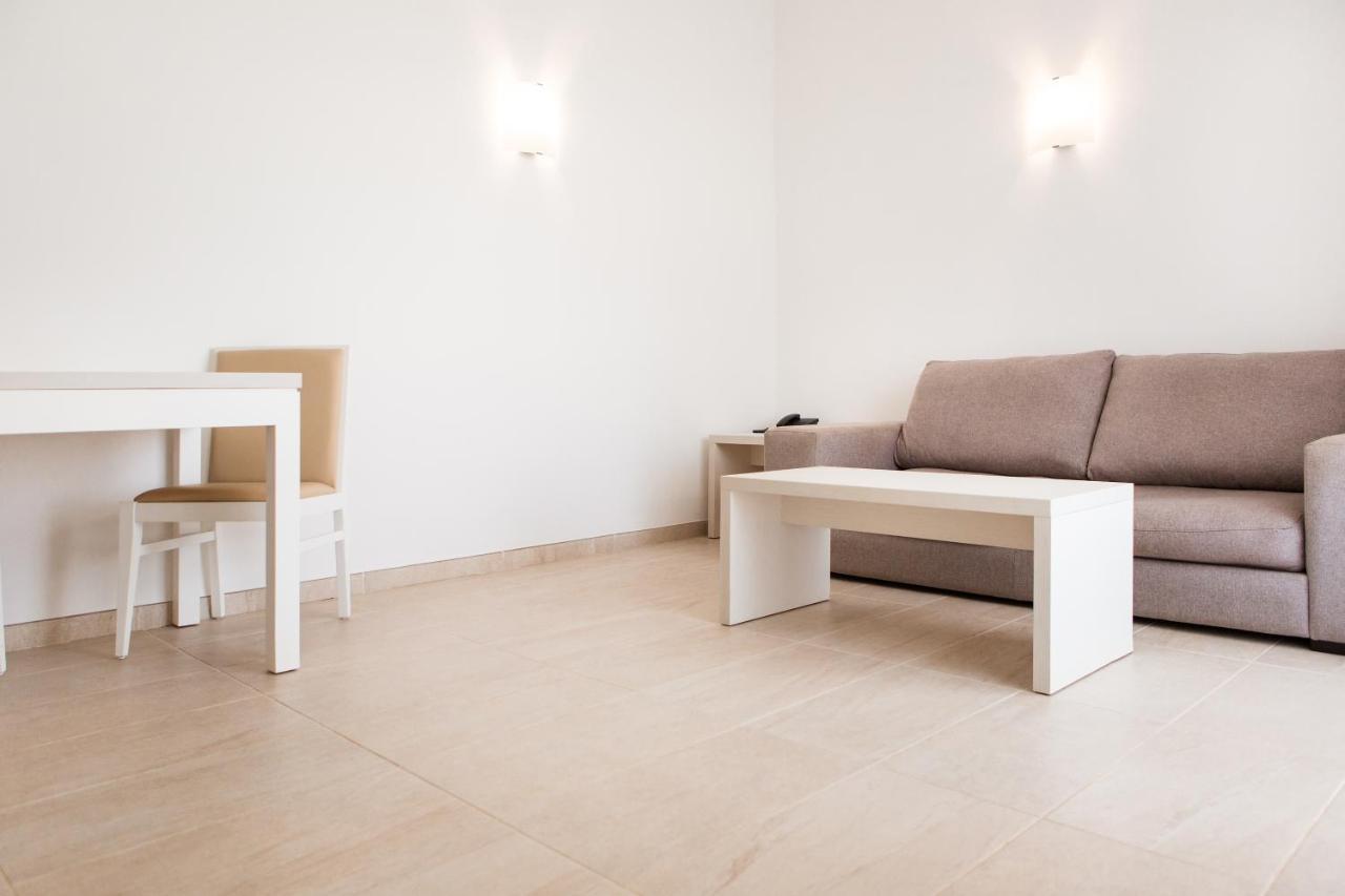 Sagitario Menorca Mar Adults Only Aparthotel กาลาเอนบอสช์ ภายนอก รูปภาพ